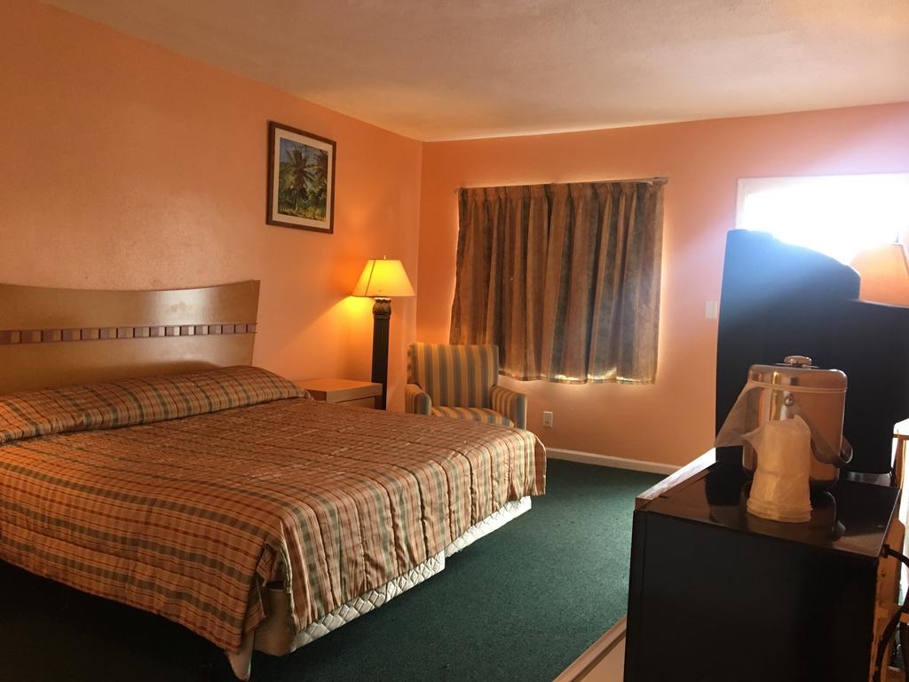 Executive Economy Lodge Pompano Beach Bagian luar foto