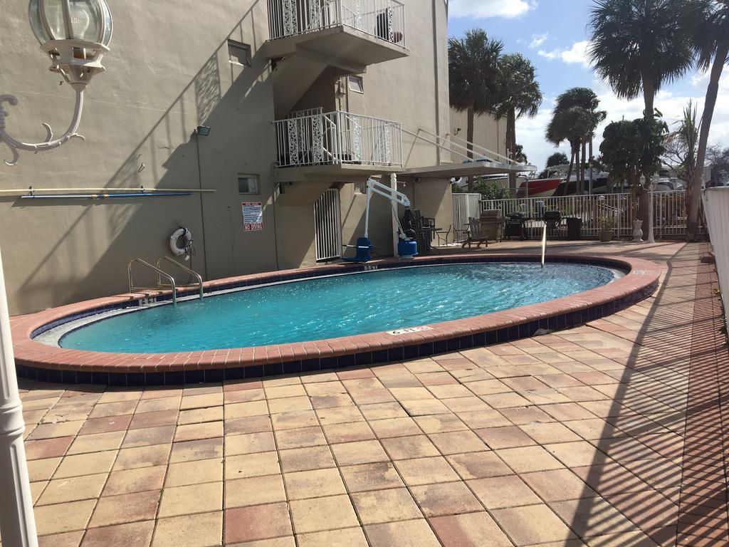 Executive Economy Lodge Pompano Beach Bagian luar foto