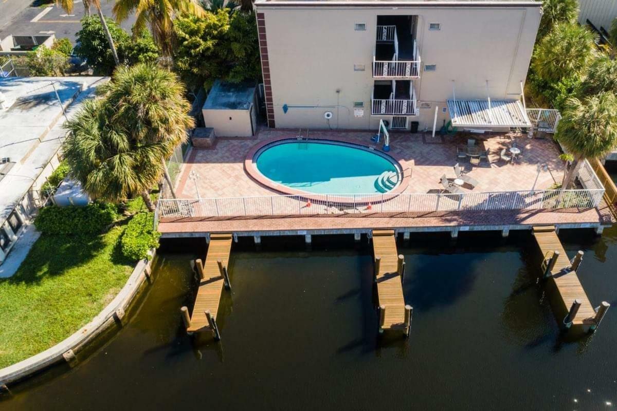 Executive Economy Lodge Pompano Beach Bagian luar foto