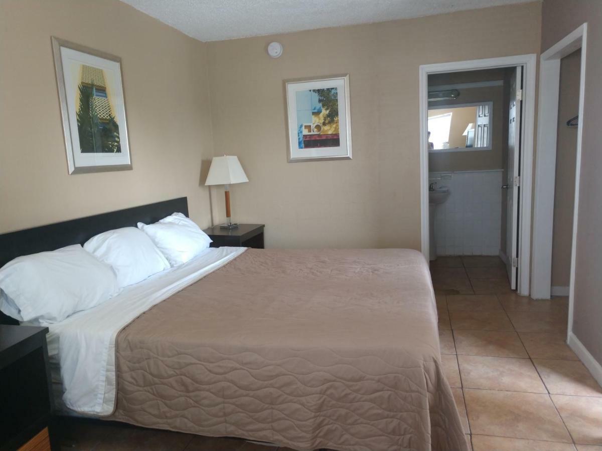 Executive Economy Lodge Pompano Beach Bagian luar foto